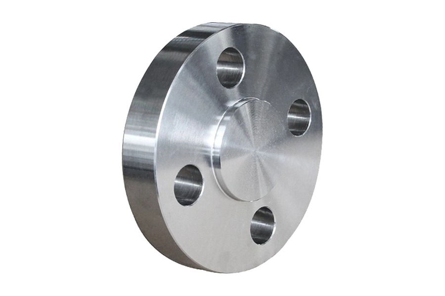 Blind flange with a circular bolt-hole pattern
