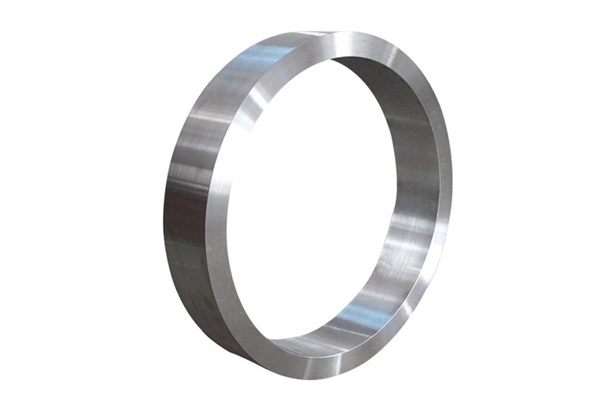 Plain rolled ring with a rectangular section